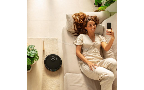 CECOTEC Conga Eternal Laser Vital - Mise en situation