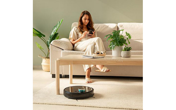 CECOTEC Conga Eternal Pet Ultimate - Mise en situation