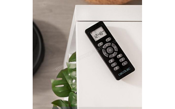 CECOTEC Conga Perfect&Clean Connected Titanium - Mise en situation