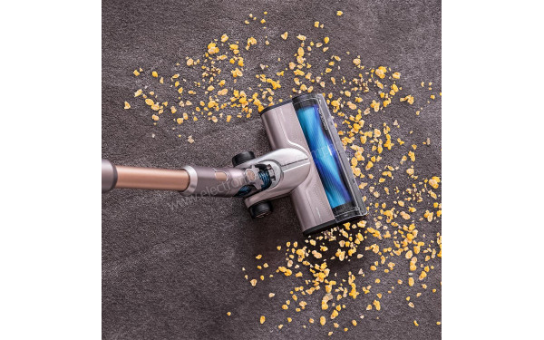 CECOTEC Conga Rockstar 12500 Stellar AquaPet - Mise en situation