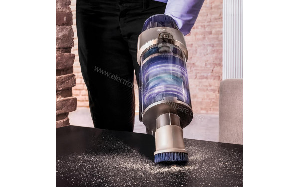 CECOTEC Conga Rockstar 12500 Stellar AquaPet - Mise en situation