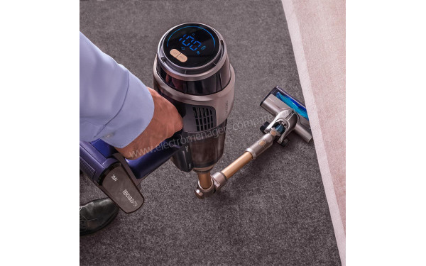 CECOTEC Conga Rockstar 12500 Stellar AquaPet - Mise en situation