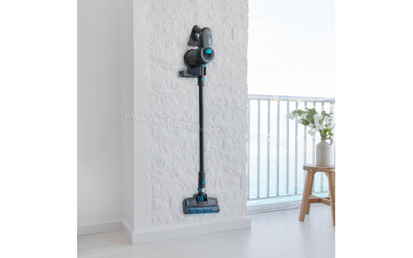 CECOTEC Conga RockStar 1300 X-Treme - Vue de la base de chargement 