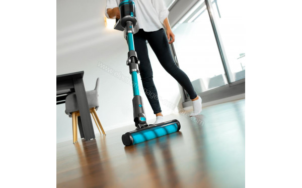 CECOTEC Conga Rockstar 1700 Advance ErgoWet - Mise en situation