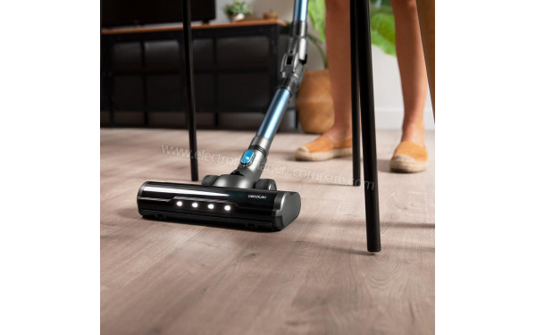 CECOTEC Conga RockStar 890 Titanium ErgoFlex - Mise en situation