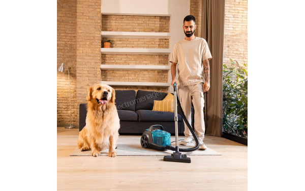 CECOTEC Conga Rockstar Cyclonic XL ProAnimal - Mise en situation