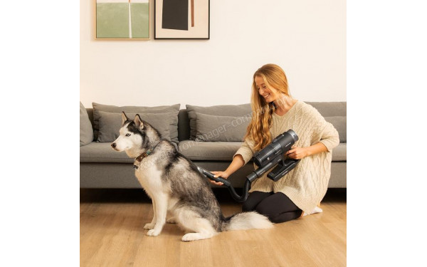 CECOTEC Conga RockStar Deepclean Animal - Mise en situation