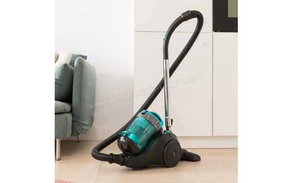 CECOTEC Conga Rockstar Multicyclonic Compact - Vue 3/4 droite