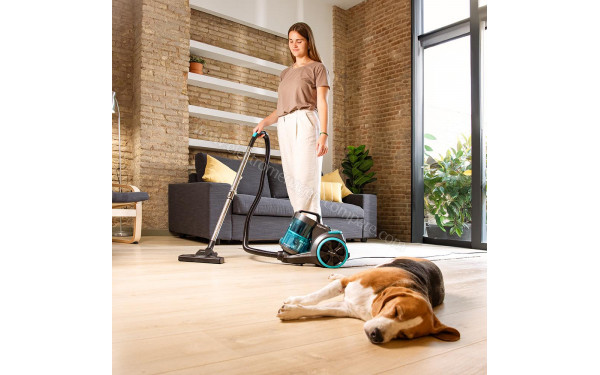 CECOTEC Conga Rockstar Multicyclonic XL PowerStyle - Mise en situation