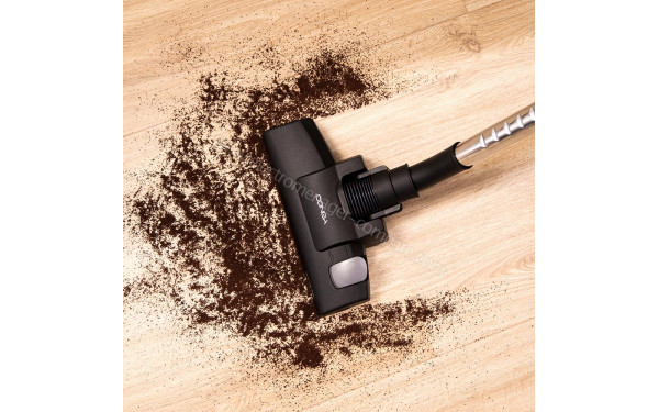 CECOTEC Conga Rockstar Multicyclonic XL - Mise en situation