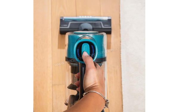 CECOTEC Conga Rockstar P50 X-Treme - Vue sur le bouton de commande