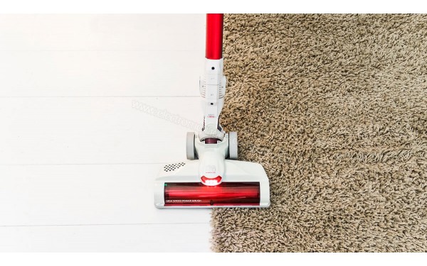 CECOTEC Conga ThunderBrush 620 Immortal Battery 22.2V - Mise en situation