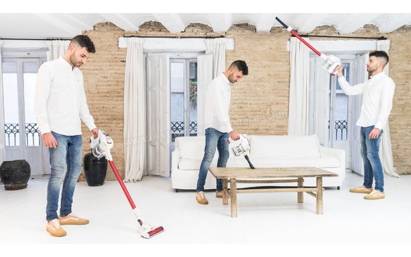 CECOTEC Conga ThunderBrush 620 Immortal Battery 22.2V - Mise en situation