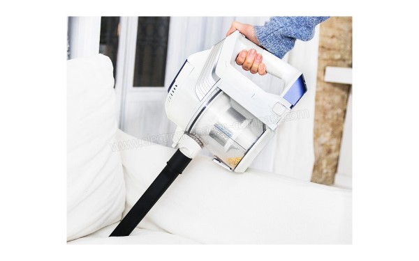 CECOTEC Conga ThunderBrush 650 Immortal Battery 22.2V - Vue 3/4 droite &agrave; main