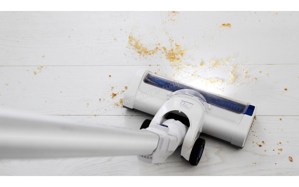 CECOTEC Conga Thunderbrush 690 Immortal Battery 22.2V - Mise en situation