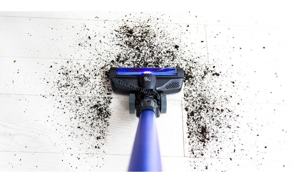 CECOTEC Conga Thunderbrush 850 Immortal 29.6V - Mise en situation