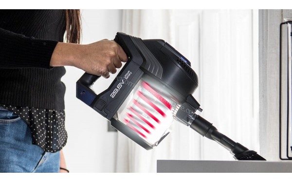 CECOTEC Conga Thunderbrush 850 Immortal 29.6V - Mise en situation