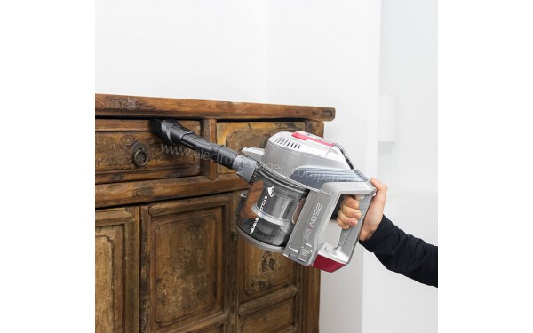 CECOTEC Conga Thunderbrush 720 Immortal 25.9 V - Mise en situation