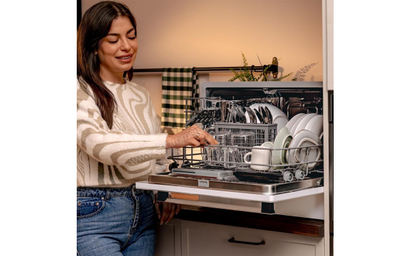 CECOTEC Bolero Aguazero 2400 White Glass - Mise en situation