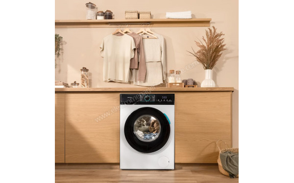 CECOTEC Bolero DressCode 6160 Inverter - Mise en situation