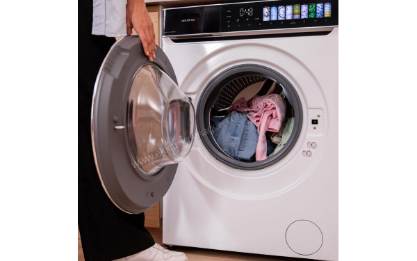 CECOTEC Bolero DressCode 9970 Direct Drive - Mise en situation