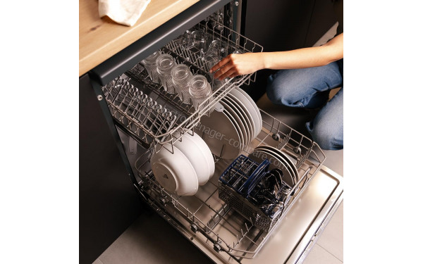 CECOTEC Bolero Aguazero 6110 Dark E - Mise en situation