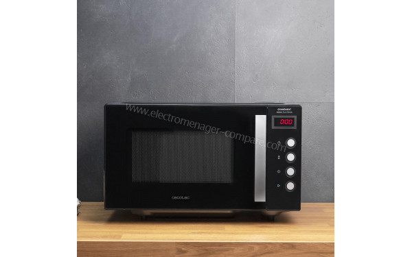 CECOTEC GrandHeat 2000 Flatbed Black - Mise en situation vue de face