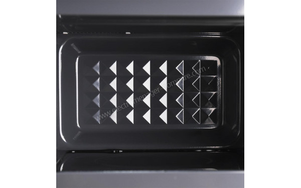 CECOTEC GrandHeat 2000 Flatbed Black - Vue de l'int&eacute;rieur