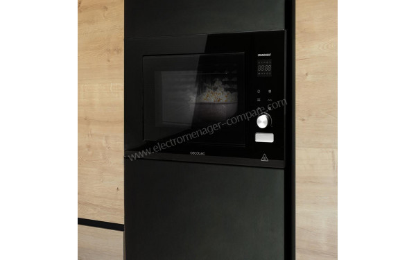 CECOTEC GrandHeat 2090 Built-in Touch Black - Appareil encastr&eacute; vue 3/4 droite