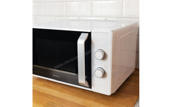 CECOTEC Grandheat 3010 Blanc - Mise en situation
