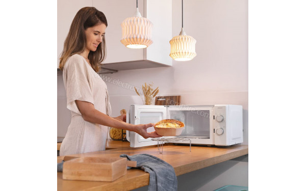 CECOTEC Grandheat 3120 Blanc - Mise en situation