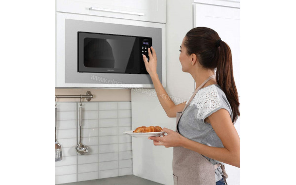 CECOTEC Grandheat 2000 Built-In Steelblack - Mise en situation