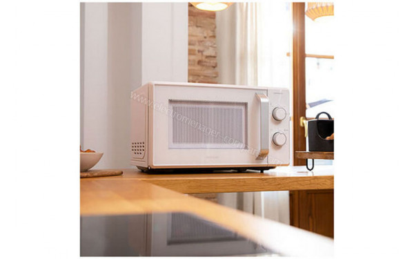 CECOTEC Grandheat 3020 Blanc - Mise en situation