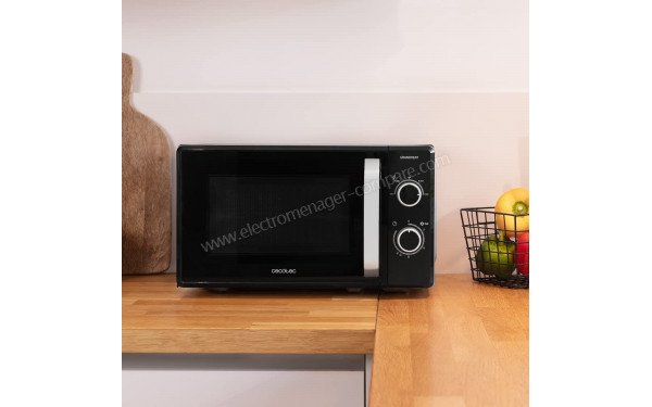 CECOTEC Grandheat 3050 Noir - Mise en situation