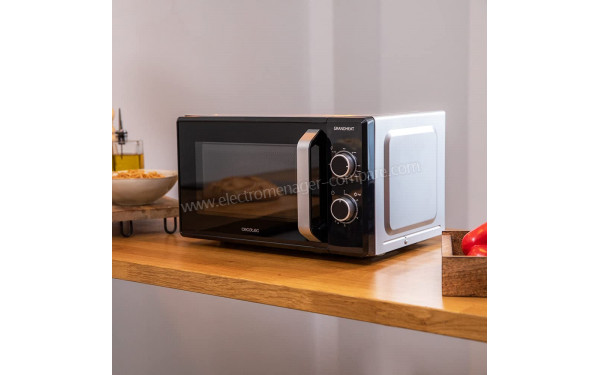 CECOTEC Grandheat 3150 Inox - Mise en situation