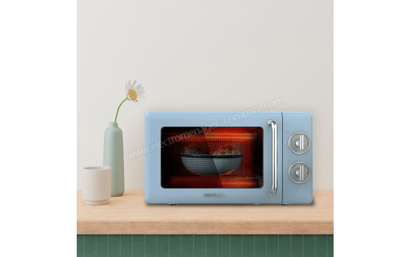 CECOTEC ProClean 3110 Retro Blue - Mise en situation