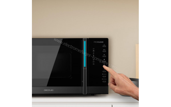 CECOTEC Proclean 6120 Noir - Mise en situation