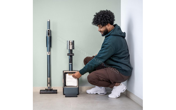 CECOTEC Scoba 3000 Station - Mise en situation