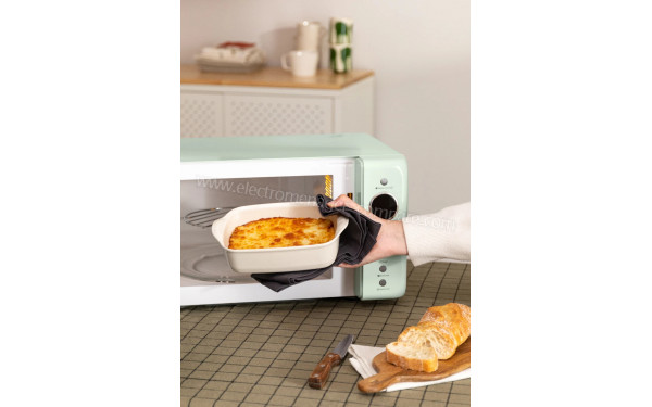 CREATE Microwave Retro Vert Pastel - Mise en situation