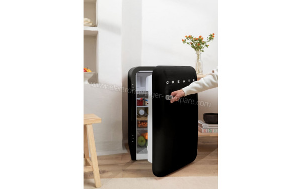 CREATE Retro Fridge 107L Argent Noir - Mise en situation