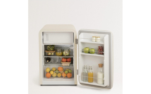 CREATE Retro Fridge 107L Black Beige - Vue de l'int&eacute;rieur