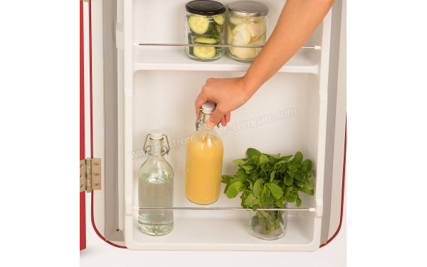 CREATE Retro Fridge 107L Marbre Rouge - Vue de l'int&eacute;rieur