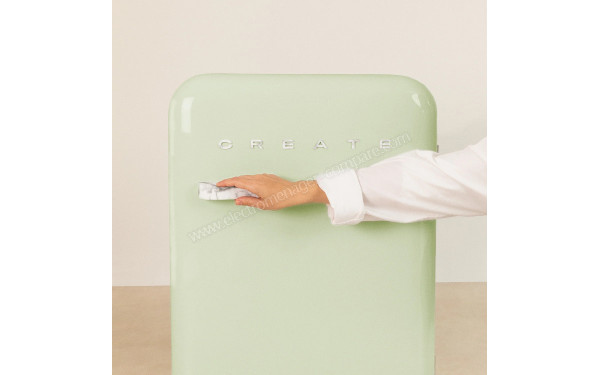 CREATE Retro Fridge 107L Marbre Vert Pastel - Mise en situation