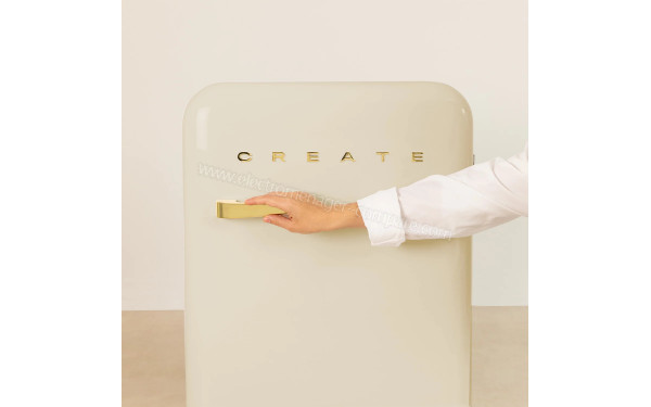 CREATE Retro Fridge 107L Or Beige - Mise en situation