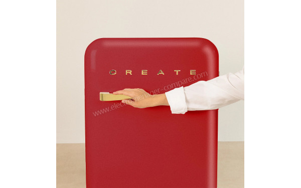 CREATE Retro Fridge 107L Or Rouge - Mise en situation