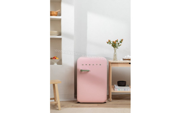 CREATE Retro Fridge 107L Vert Sauge Rose - Mise en situation