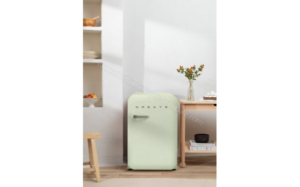 CREATE Retro Fridge 107L Vert Sauge Vert Pastel - Mise en situation