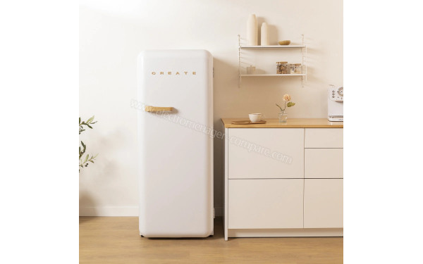 CREATE Retro Fridge 281L Bois Blanc - Mise en situation