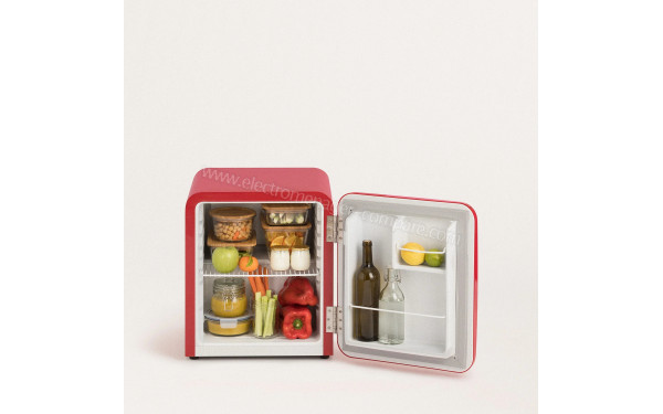 CREATE Retro Fridge 48L Argent Rouge - Vue de l'int&eacute;rieur