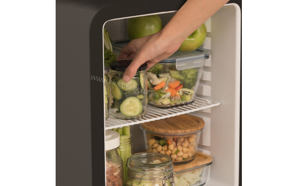 CREATE Retro Fridge 48L Black Noir - Mise en situation